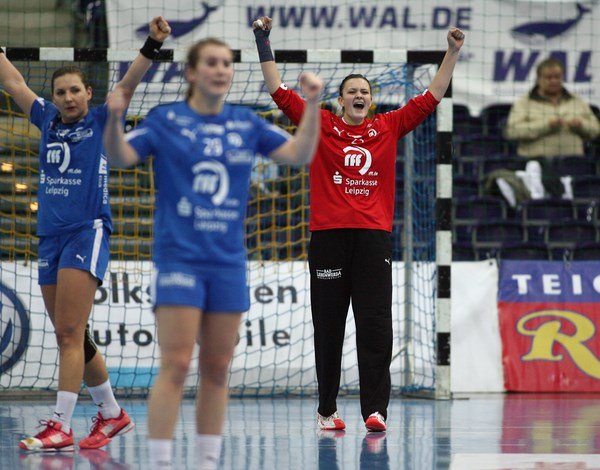 Tolle Leistung des ganzen Teams - Kapitänin Karo Kudlacz, Isi Rösike und Nicole Roth zeigten wie alle viel Emotion im Spiel
