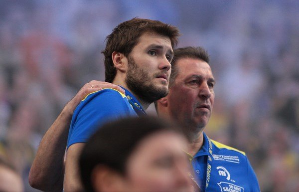 Das Trainerteam Max Berthold (26) und Wieland Schmidt (60) starten erfolgreich mit dem Team des HCL