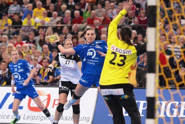 Kapitänin Karolina Kudlacz erzielte gegen Göppingen tolle Tore von Links-Außen