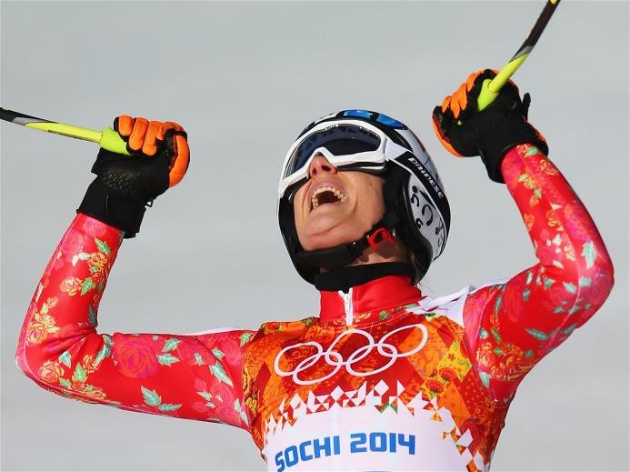 469451575-693X520 - Maria Hoefl-Riesch aus Deutschland reagiert Nach Einem Lauf bei der Alpinen Ski-Damen-Super-G