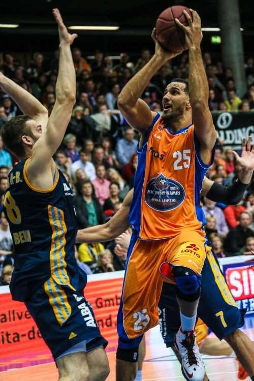 Oli Clay feierte am Samstag gegen ALBA BERLIN nach langer Verletzungspause seine Rückkehr aufs Parkett