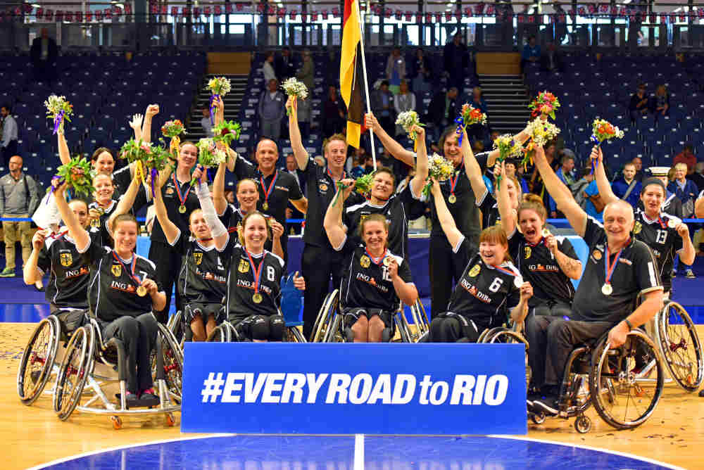 Rollstuhl-Basketballerinnen mit Gala zum EM-Titel - Foto: Andreas Joneck