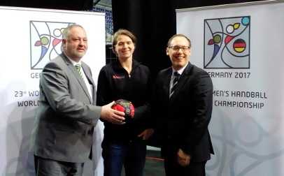 DHB-Praesident Andreas Michelmann, Team-Managerin Grit Jurack, DHB-Generalsekretaer Mark Schober (v.l.) Handball-WM 2017 Deutschland: „Handballfest und Handball-Märchen“ - DHB-Präsident Andreas Michelmann, Team-Managerin Grit Jurack, DHB-Generalsekretär Mark Schober (v.l.) - Foto: SPORT4Final