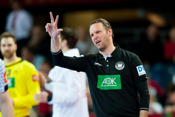Handball EM 2016: Dagur Sigurdsson Handball EM 2016: Deutschlands Handball-Helden beim Dart - Dagur Sigurdsson - Foto: ZPRP / EHF