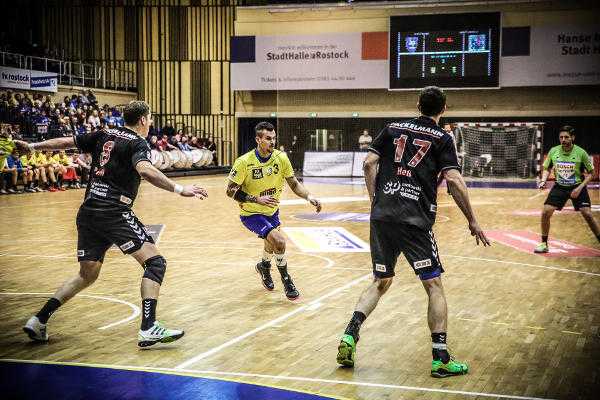 Roman Becvar in der Partie gegen den HC Erlangen Roman Becvar in der Partie gegen den HC Erlangen - Foto: HC Empor Rostock