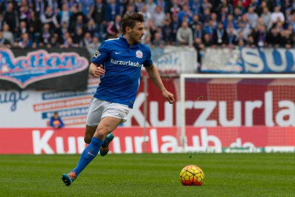 2016-05-24_FC_Hansa_Rostock_Vetragsverlaengerung_Gardawski