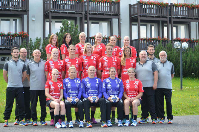 Handball Thüringer HC - Mannschaftsfoto 2016/2017 - Foto: Thüringer HC