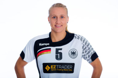 Saskia Lang - Handball EM 2016: Deutschland mit Zittersieg gegen Polen. EURO-Hauptrunde Top 12 perfekt - Foto: Sascha Klahn/DHB