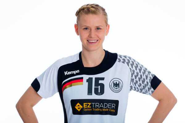 Kim Naidzinavicius ist die stabilste Rückraum-Spielerin - Handball EM 2016: Deutschlands „Ladies“ entwicklungsfähig und mit Baustellen - Foto: Sascha Klahn/DHB Kim Naidzinavicius ist die stabilste Rückraum-Spielerin - Handball EM 2016: Deutschlands „Ladies“ entwicklungsfähig und mit Baustellen - Foto: Sascha Klahn/DHB