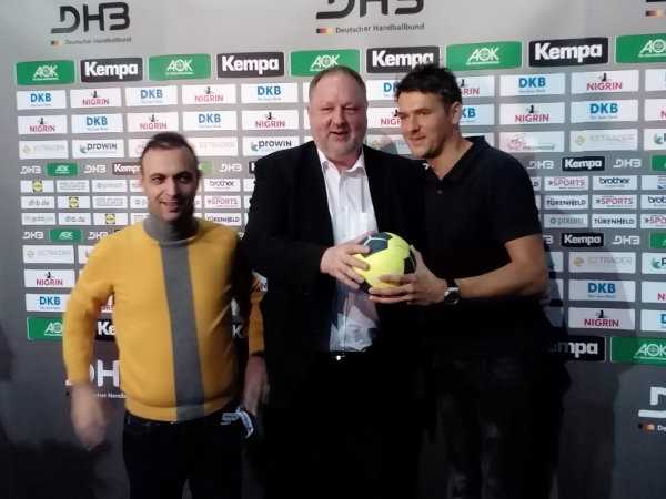 Handball EM: Die "Macher" des deutschen Erfolgs-Handballs Bob Hanning und Andreas Michelmann sowie der neue Bundestrainer Christian Prokop nach der DHB-Pressekonferenz am 4. Februar 2017 - Foto: SPORT4FINAL