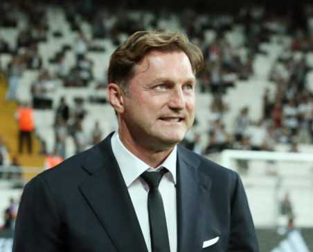 UEFA Champions League, Besiktas Istanbul vs. RasenBallsport Leipzig - Ralph Hasenhüttl (RB Leipzig) - Foto: GEPA pictures/Sven Sonntag UEFA Champions League, Besiktas Istanbul vs. RasenBallsport Leipzig - Ralph Hasenhüttl (RB Leipzig) - Foto: GEPA pictures/Sven Sonntag