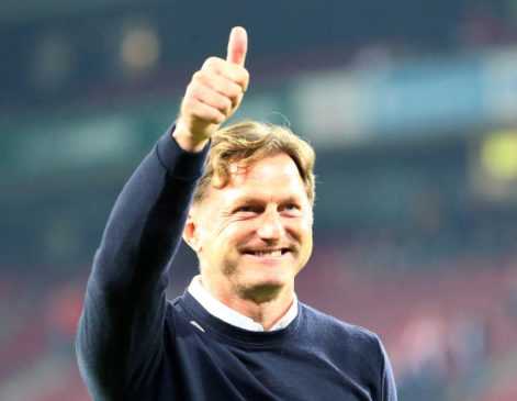 Deutsche Bundesliga, 1. FC Köln vs. RasenBallsport Leipzig - Ralph Hasenhüttl (RB Leipzig) - Foto: GEPA pictures/Roger Petzsche Deutsche Bundesliga, 1. FC Köln vs. RasenBallsport Leipzig - Ralph Hasenhüttl (RB Leipzig) - Foto: GEPA pictures/Roger Petzsche