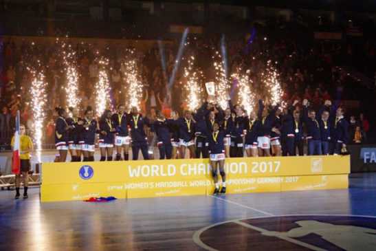 Handball WM 2017 Deutschland - Siegerehrung - Frankreich Weltmeister - Foto: Jansen Media