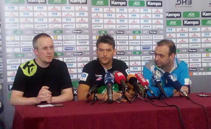 Handball EM 2018 - DHB Pressekonferenz am 18. Januar 2018 in Zagreb - DHB-Pressesprecher Tim-Oliver Kalle, Bundestrainer Christian Prokop, DHB-Vizepräsident Bob Hanning - Foto: SPORT4FINAL Handball EM 2018 - DHB Pressekonferenz am 18. Januar 2018 in Zagreb - DHB-Pressesprecher Tim-Oliver Kalle, Bundestrainer Christian Prokop, DHB-Vizepräsident Bob Hanning - Foto: SPORT4FINAL