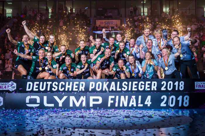 DHB Pokal Final4: VfL Oldenburg sensationeller Sieger über SG BBM Bietigheim. Stuttgart, Deutschland 20. Mai 2018 - Foto: HBF / Marco Wolf DHB Pokal Final4: VfL Oldenburg sensationeller Sieger über SG BBM Bietigheim. Stuttgart, Deutschland 20. Mai 2018 - Foto: HBF / Marco Wolf