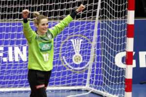Handball WM 2019 Japan - Dinah Eckerle - Deutschland vs. Brasilien - Foto: IHF