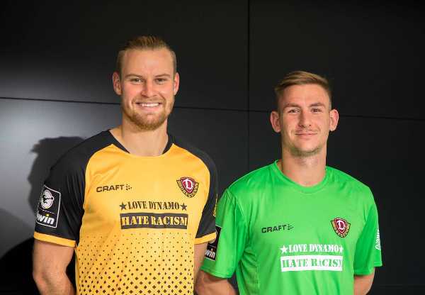 Dynamo Dresden - LOVE DYNAMO – HATE RACISM - Sebastian Mai und Kevin Broll. Foto: SGD/Steffen Kuttner Dynamo Dresden - LOVE DYNAMO – HATE RACISM - Sebastian Mai und Kevin Broll. Foto: SGD/Steffen Kuttner