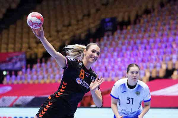 Handball EM 2020 - Lois Abbingh - Niederlande vs. Russland - Copyright: Henk Seppen Handball EM 2020 - Lois Abbingh - Niederlande vs. Russland - Copyright: Henk Seppen