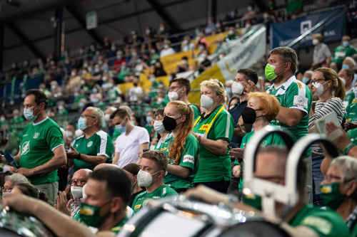 SC DHfK Leipzig Handball Fans - Foto: Klaus Trotter