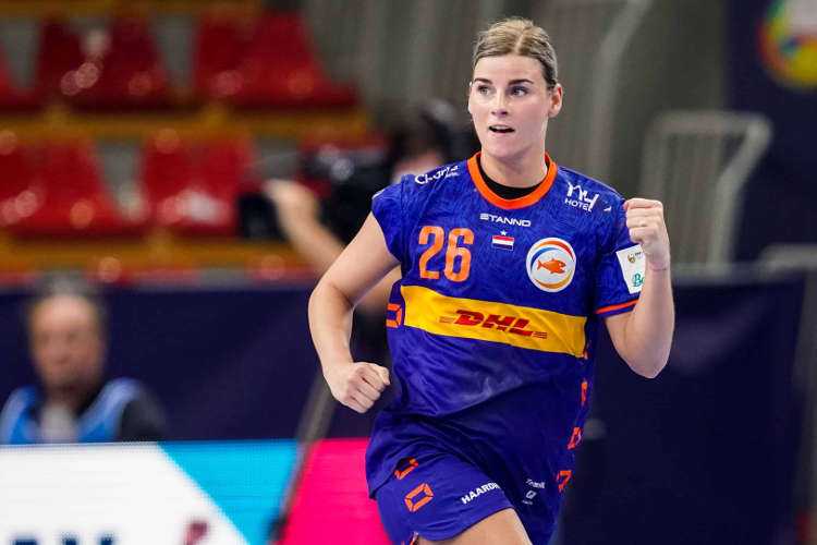 Handball EM 2022 EHF EURO Frauen Europameisterschaft - Niederlande vs. Rumänien - Angela Malestein - Copyright: Henk Seppen / NHV Handball EM 2022 EHF EURO Frauen Europameisterschaft - Niederlande vs. Rumänien - Angela Malestein - Copyright: Henk Seppen / NHV