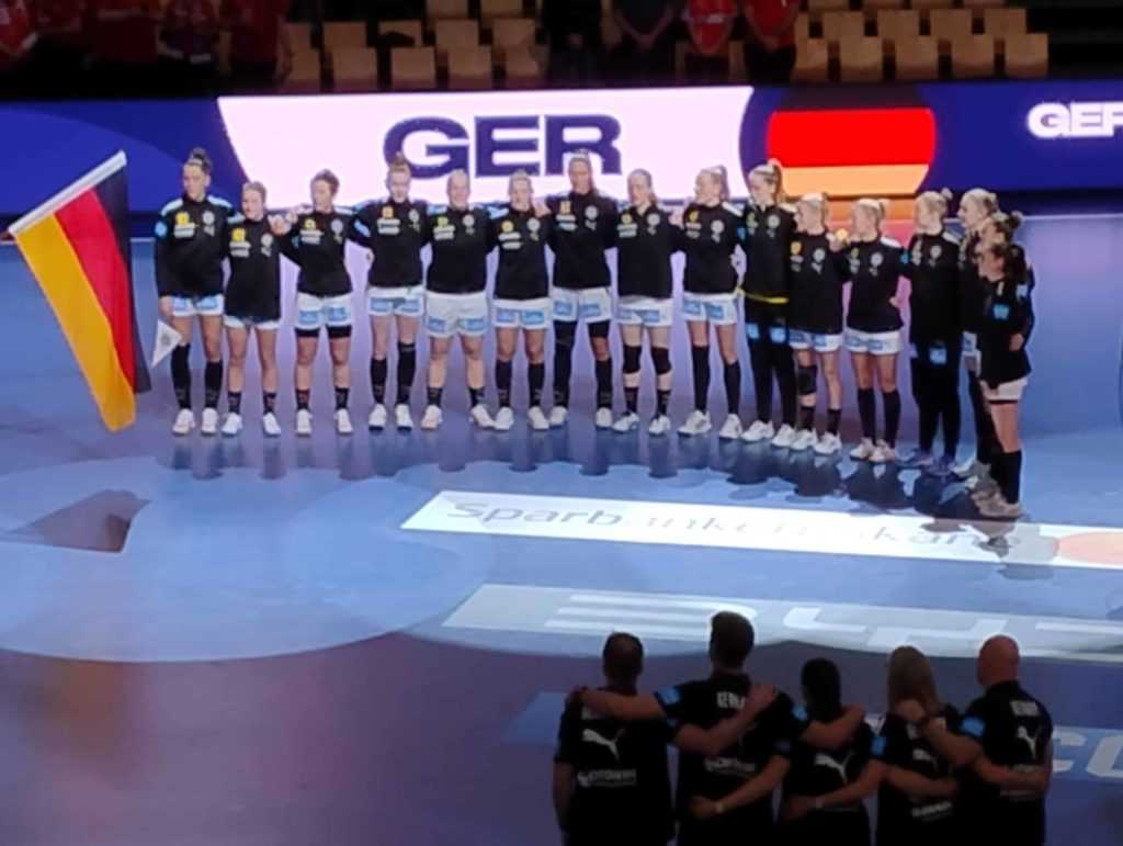 Handball WM 2023 Frauen - Schweden vs. Deutschland (im Bild) - Copyright: SPORT4FINAL Handball WM 2023 Frauen - Schweden vs. Deutschland (im Bild) - Copyright: SPORT4FINAL