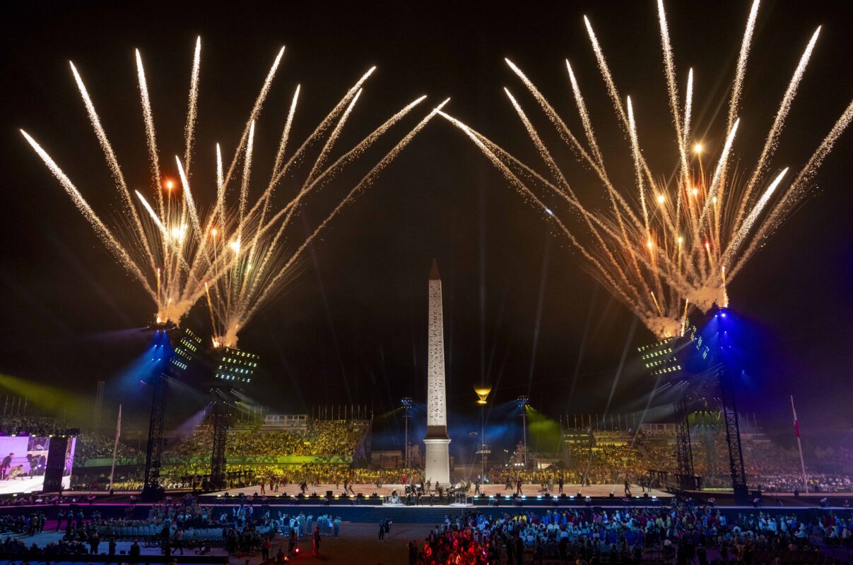 Paralympics Paris 2024 Eröffnungsfeier - Feuerwerk über dem Place de la Concorde in der Schlussphase der Eröffnungsfeier der Paralympischen Spiele 2024 in Paris - Copyright Foto: OIS/IOC/Joel Marklund