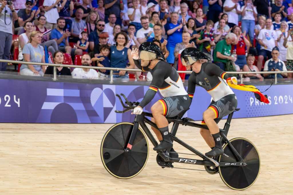 Paralympics Paris 2024 - Para Radsport - Thomas Ulbricht und Robert Förstemann Deutschland DBS - Copyright: © Oliver Kremer / DBS