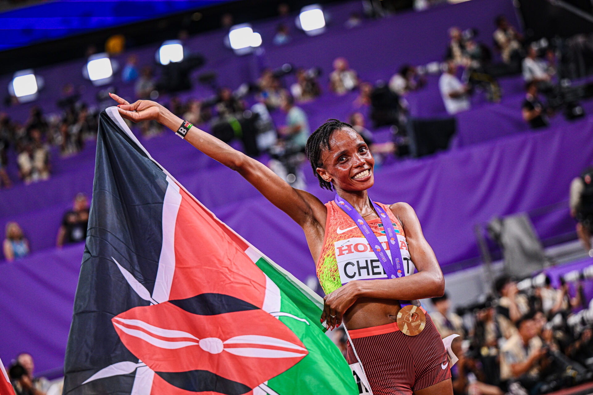 Leichtathletik WM 2025 Tokio - Beatrice Chebet 10.000 Meter Weltmeisterin - Copyright: Mattia Ozbot für World Athletics