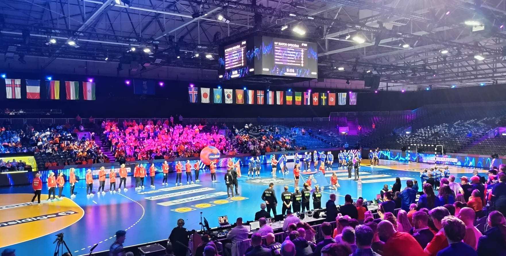 Handball WM 2025 Frauen - Dänemark vs. Frankreich - Foto Copyright: Privat