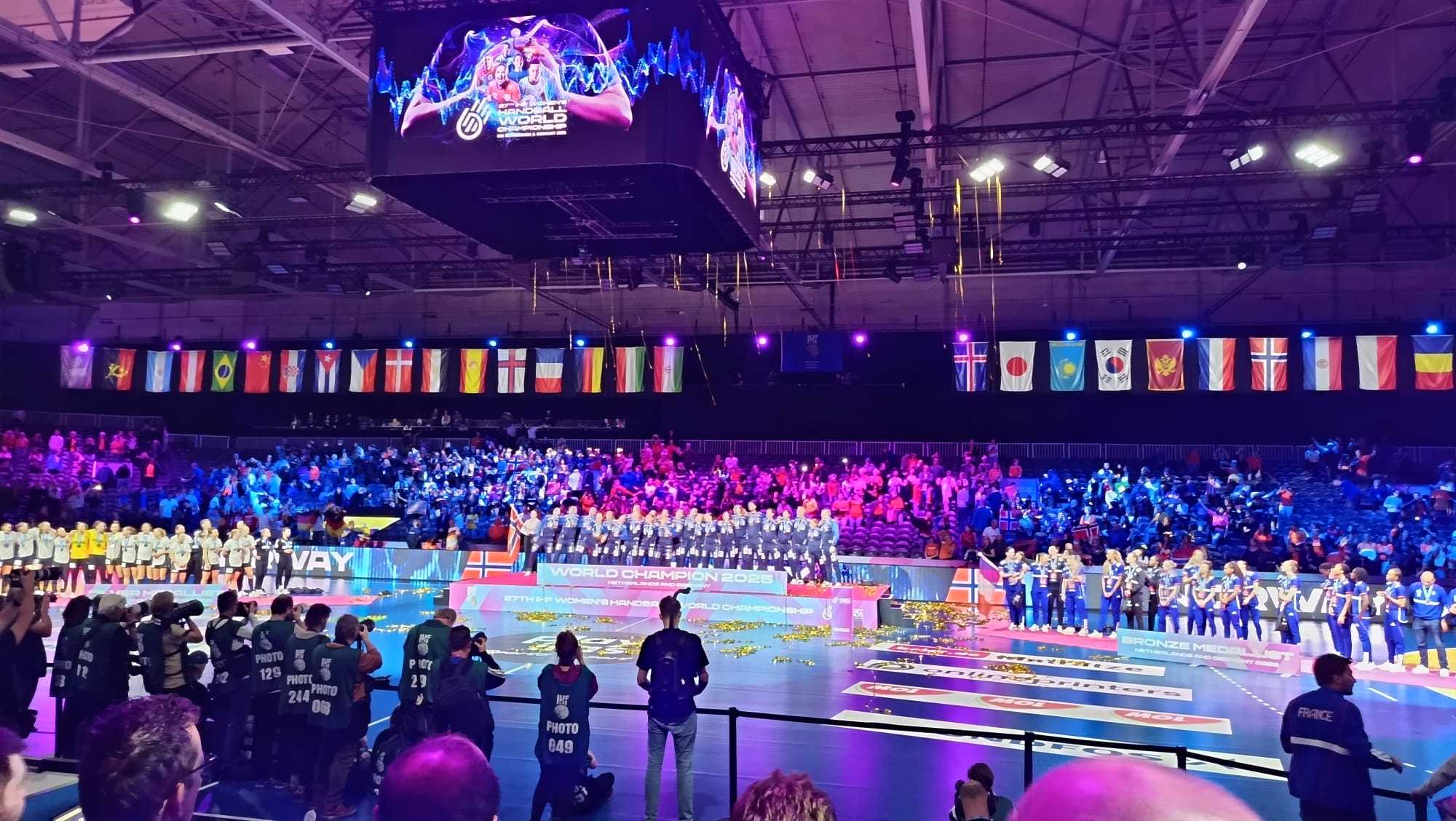 Handball WM 2025 Frauen Siegerehrung - Foto Copyright: Privat