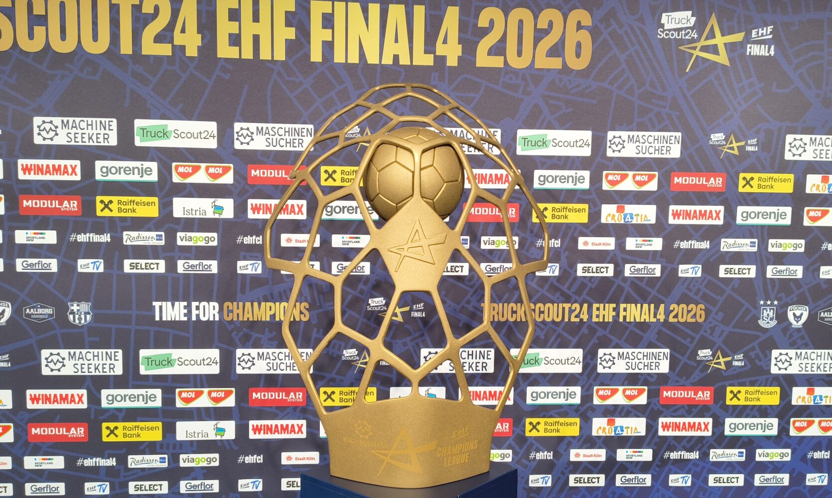 Handball EHF FINAL4 Köln 2026 Trophäe Champions League Sieger - Copyright ©: Frank Zepp / SPORT4FINAL Media